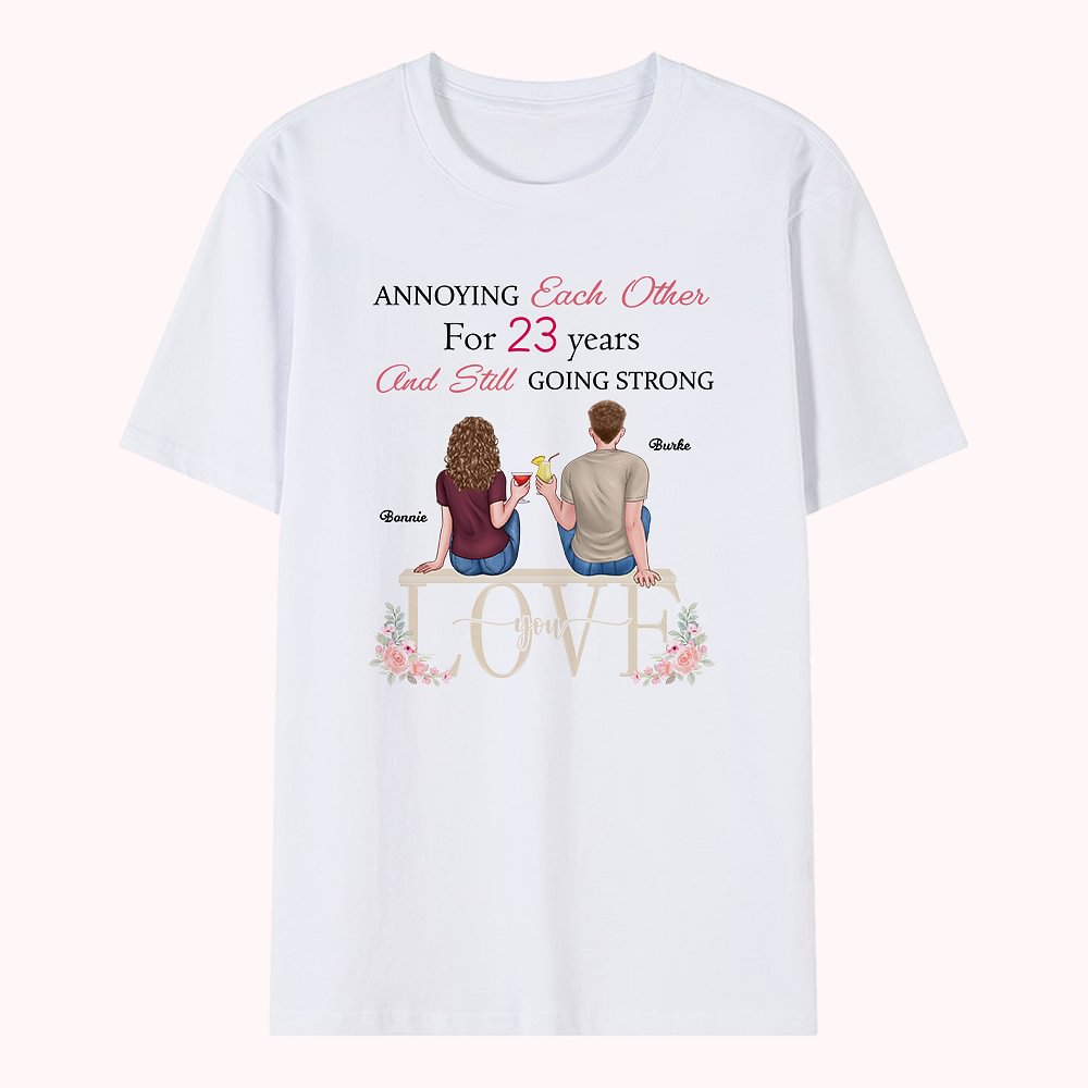 Personalisiertes Paar ewige Liebesgeschichte Blumen T-Shirt Geburtstag Basic Unisex T-Shirt