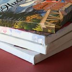 Coppia di neve in montagna su sedie Marito e moglie Poster senza cornice Pittura di San Valentino Stampa d'arte murale