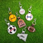 Personlig broderi Sportsveske Tag Fotball Tag Basketball Tag Baseball Tag Nøkkelringer Navnelapper Lunsj Perfekt laggave til spillere og trenere 2