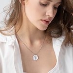 Personalised Birth Flowers Necklace with 1-4 Engraved Names Anniversary Mother's Day Gift for Her