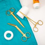 Personalised Medical Grade Stainless Steel Bandage Scissor Hemostat Suture Scissor Set Graduation Gift for Nurse Medical Staff Veterinarian RN