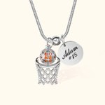 Collar colgante personalizado de baloncesto de cristal estereoscópico con nombre y número grabados Regalo para amante del baloncesto