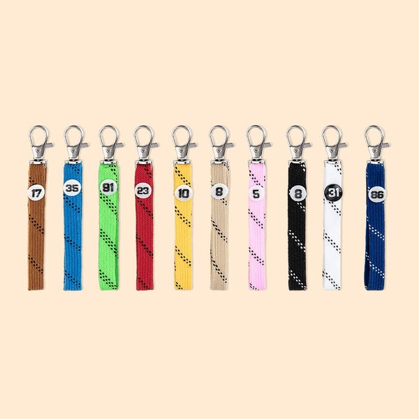 Personalised Hockey Skate Lace Number Buttons on Both Sides Keychain Sports Keychain for Hockey Fans
