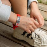 Personalised Emergency Medical Alert Adjustable Silicone Waterproof Band Bracelet with Stainless Steel ID Name Tag for Men Women First Aid Gift