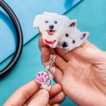 Personalizada Pintura Estilo Pet Retrato Insignia Carrete con Glitter Paw Print Charm para Veterinario Enfermera Pet Lover Regalo