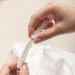 Personalisierte Spitze Braut Dessous Pyjamas Outfit mit Text und Datum Braut Geschenk Flitterwochen Outfit für die Hochzeit Braut Frau Ehefrau