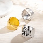 Gepersonaliseerde Minimalistische Monogram Dome Cigar Band Ring met gegraveerde initialen Statement Jewelry Verjaardag Moederdag cadeau voor vrouwen