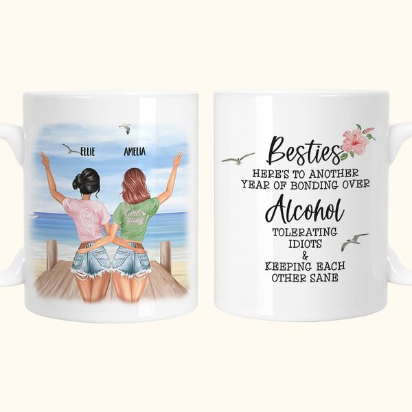 Personalisert Besties Tolerating Idiots And Keeping Each Other Sane Hvit keramisk krus for søstre Tåler oppvaskmaskin og mikrobølgeovn