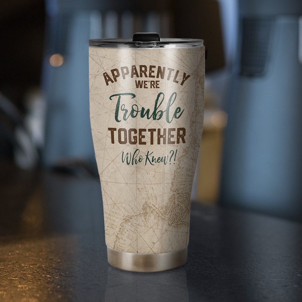 Henkilökohtainen Ilmeisesti olemme ongelmia yhdessä Kuka tiesi kaareva Tumbler Ystävänpäivä Syntymäpäivä lahja Camping pari 3