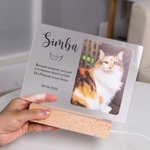 Henkilökohtainen lemmikkieläinten valokuvamuistomerkki LED-yövalo puupohjalla Pet Loss Sympathy Gift for Pet Lovers