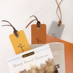 Personalisiertes Leder Lesezeichen mit Geburtsblume und Name Geburtstag Muttertag Geschenk für Buchliebhaber Leser Schriftsteller Studenten