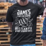 Spersonalizowana koszulka męska I Can't Fix Stupid But I Can Fix What Stupid Does z pięścią i kluczem mechanicznym