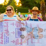 Spersonalizowany Ręcznik Plażowy dla Sióstr Przyjaźń Prezent Urodzinowy Najlepsze Suki Oto kolejny rok więzi nad alkoholem Śmieszne Cytaty