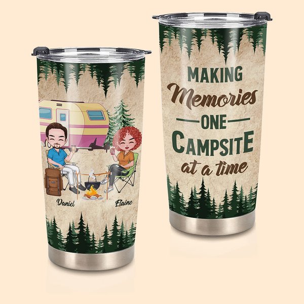 Personalizowany kubek Couple Make Memories Together Campsite at a Time 20oz Prezent urodzinowy Prezent rocznicowy Prezent dla rodziny do codziennego użytku