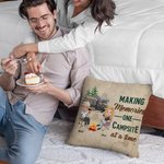 Funda de cojín personalizada Making Memories One Campsite At A Time Regalo de aniversario para pareja de camping Decoración de sofá
