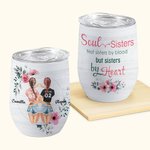Spersonalizowany kubek na wino Soul Sisters We're Sisters By Heart Codzienny prezent dla przyjaciółki
