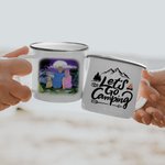 Spersonalizowany kubek emaliowany Let's Go Camping Couple with Pet Dog Family z uchwytem do łatwego czyszczenia na herbatę, kawę, gorącą czekoladę i prezent walentynkowy