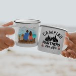 Taza esmaltada personalizada Camping Partners For Life Family Camping Couple with Pet Dog 11oz Christmas Gift Thanksgiving Gift Birthday Gift