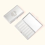 Gepersonaliseerde Monogram Pillendoos Vitaminen Organisator 7 Dag Weekly Initialen Pillendoos Reizen Werk Essentiële Gezondheid Wellness Gift voor familielid