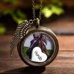 Collier Personnalisé avec Photo et Nom de Cheval Bijoux avec Queue de Cheval Cadeau Commémoratif d'Anniversaire pour Amoureux de Cheval
