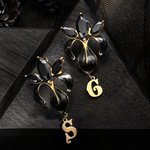 Gepersonaliseerde Iris Bloem Oorbellen met Druppel Initiaal Zwart Bruiloft Stijl Bengelen Iris Oorbellen Zirkoon voor Bruidsmeisje Vrouwen Meisje Sieraden
