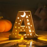 Lampe de chevet en bois personnalisée avec nom gravé pour chambre d'enfant et chambre d'enfant