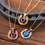 Collana e orecchini a ferro di cavallo personalizzati con zircone e pietra di nascita del cuore Regalo portafortuna per ragazza, fidanzata, amante dei