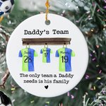 Gepersonaliseerd Papa's Team Voetbal Familieshirt Kerstboom Ornament Vaderdag Kerstcadeau voor Vader Opa Echtgenoot