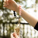 Bracelet personnalisé avec impression vache Porte-clés Highland Cow avec nom Bracelet en silicone avec perles pour femmes filles