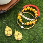 Ensemble de Bracelets et Boucles d'Oreilles Personnalisé avec Nom et Numéro Accessoires en Perles Cadeau d'Anniversaire pour Amoureux du Sport