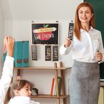 Personalisierte Lehrer Hall Pässe Zeichen Holzbrett Teacher's Day Wertschätzung zurück zu Schule Geschenk für Lehrer Kollegen