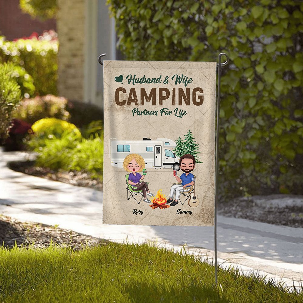Esposo y esposa personalizados Camping Socios de por vida Bandera de jardín Regalo para Pareja 2