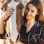 Collier avec Prénom Personnalisé Profil Cheval Bijoux Commémoratifs d'Animaux Cadeau pour Amoureux des Chevaux