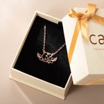 Collana personalizzata di orecchie di cane e gatto di razza con nome Regalo di compleanno e anniversario per gli amanti dei cani e dei gatti