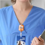 Personalisierte medizinische Infusion Tasche Glitter Abzeichen Reel ID Namensschild lustige Krankenschwestern Woche Geschenk für Krankenschwester Arzt medizinisches Personal