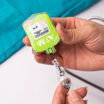 Personalisierte medizinische Infusion Tasche Glitter Abzeichen Reel ID Namensschild lustige Krankenschwestern Woche Geschenk für Krankenschwester Arzt medizinisches Personal