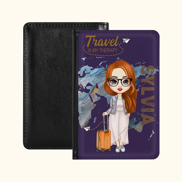Couverture de Passeport Portable Personnalisée avec Personnage et Nom Thème Travel Is My Therary Cadeau Anniversaire Fête pour Amoureux de Voyage