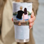 Personalizzato Life Is Better Around The Campfire Family Camping Tumbler curvo per anniversario regalo di compleanno