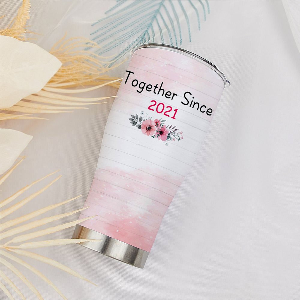 Personalizzato Insieme dal 2020 Coppia seduta sotto un ciliegio Bicchiere curvo con cannuccia Anniversario Regalo di San Valentino per la coppia 4