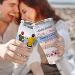 Personalizzato Annoying Each Other Since 2019 Coppia seduta in riva al lago Bicchiere curvo con cannuccia Anniversario Regalo di San Valentino per cop