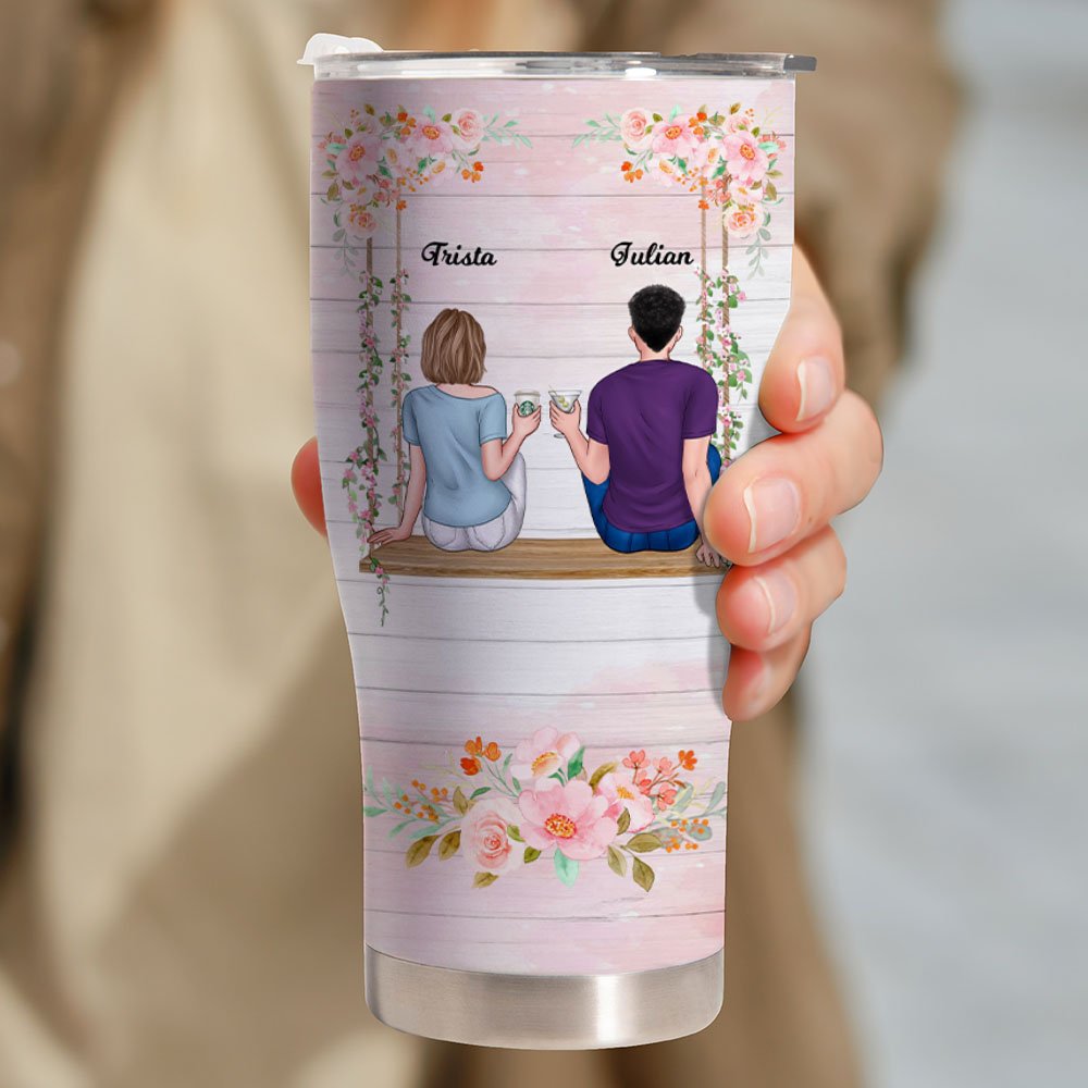 Personlig Annoying Each Other Since 2019 Par som sitter på blomstersvinge buet tumbler med halm jubileum Valentinsdag gave til par 3