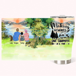Gepersonaliseerde Making Memories One Campsite At A Time 30oz gebogen Tumbler Verjaardagscadeau voor familie