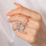 Bague Ajustable Personnalisée avec Pierre et Fleur de Naissance Bague Design Fleur Sculptée Cadeau Anniversaire Fête pour Femme