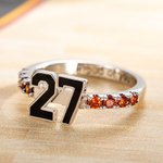 Henkilökohtainen Sterling Silver Sports numero Birthstone Ring kaiverrettu teksti Koripallo Baseball äiti Ring lahja Sport Lovers