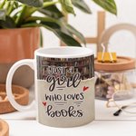 Tasse en céramique colorée personnalisée Just A Girl Who Loves Books Cadeau d'anniversaire et de Noël pour une fille qui lit et qui aime les livres
