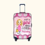Spersonalizowany pokrowiec na walizkę Just A Person Who Loves Traveling z imieniem i nazwiskiem Pasuje do walizki 18-32 cali Prezent na wakacje dla miłośnika podróży
