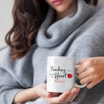 Tazza in ceramica personalizzata Teaching Is A Work Of Heart con nome e testo Regalo di Natale di apprezzamento per l'insegnante