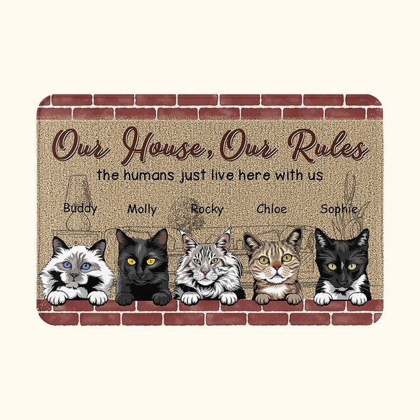 Tapis de Porte Personnalisé avec Chats Chiens Noms Our Hour Our Rules Décoration Maison Cadeau Emménagement Noël pour Amoureux d'Animal de Compagnie