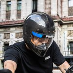 Set di 2 adesivi personalizzati per la visiera del casco da moto con nome, numero, bandiera, logo, regalo per gli appassionati di sport motoristici.