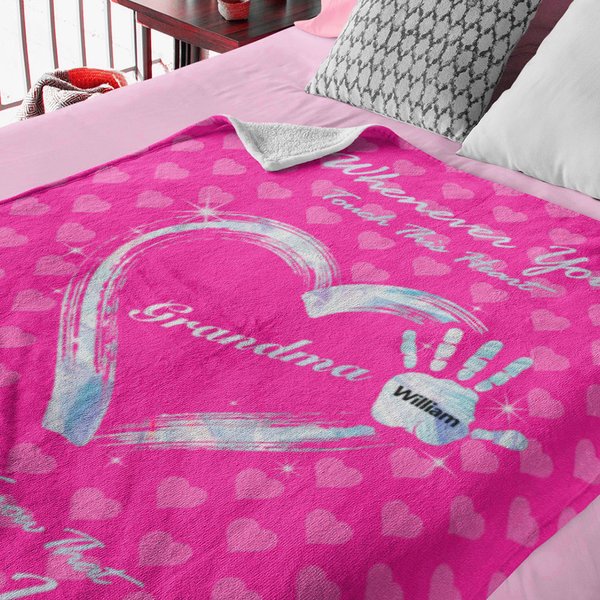 Personalised Gradient Handprints Love Heart Multi Colour Family Blanket with 1-13 Names Christmas Day Mother's Day Gift for Grandmother Mother